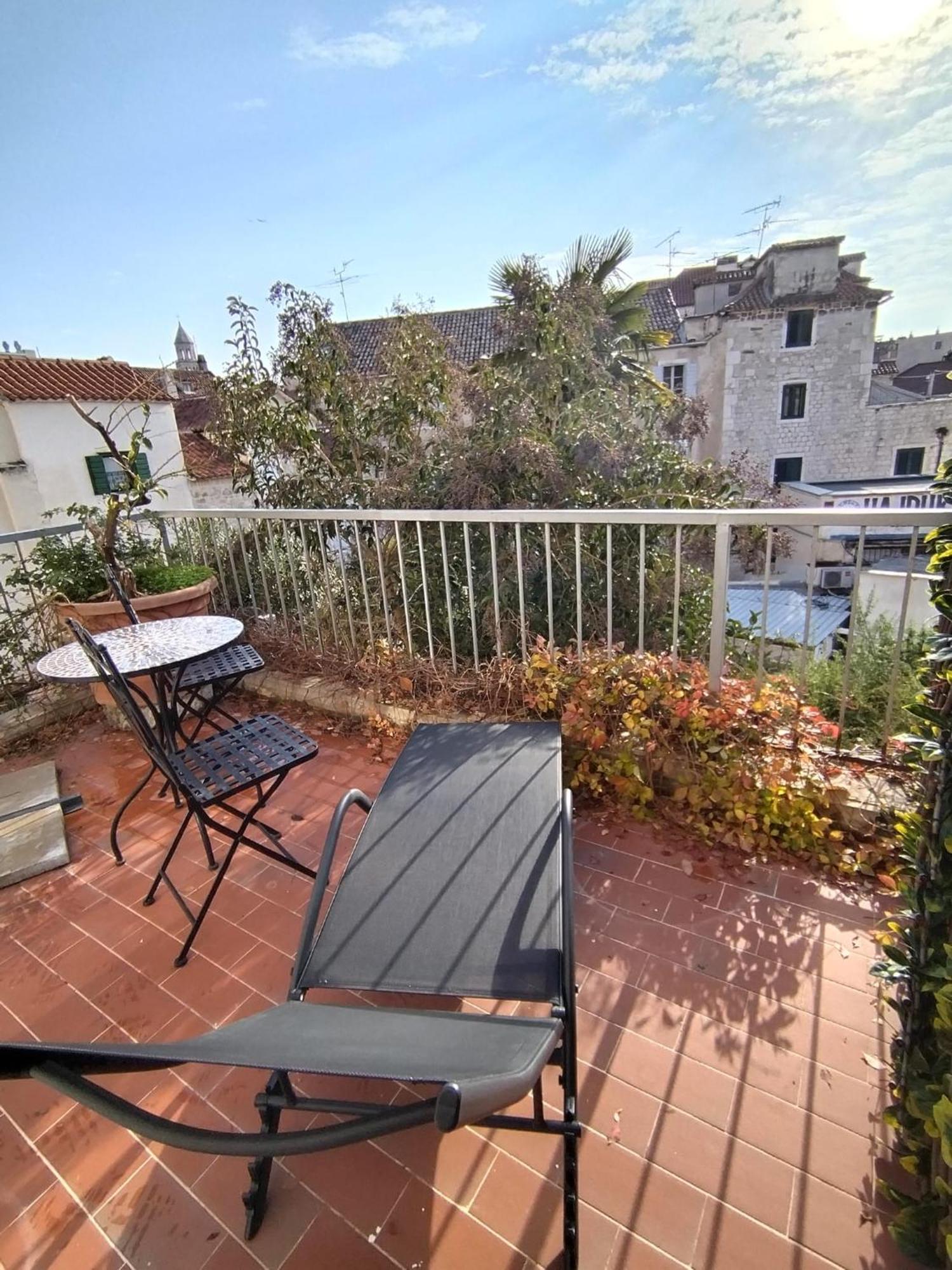 Sunny Terrace Lejlighed Split Eksteriør billede